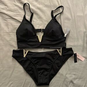 NWT Victoria’s Secret Black Bikini Set.